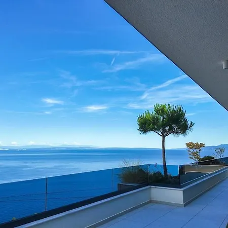 Royal Pearl Collection Daire Opatija