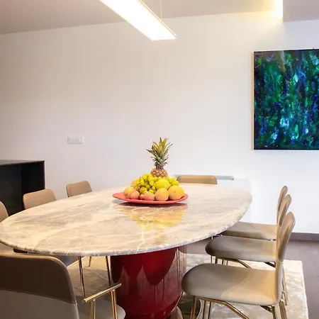 Royal Pearl Collection Apartment *